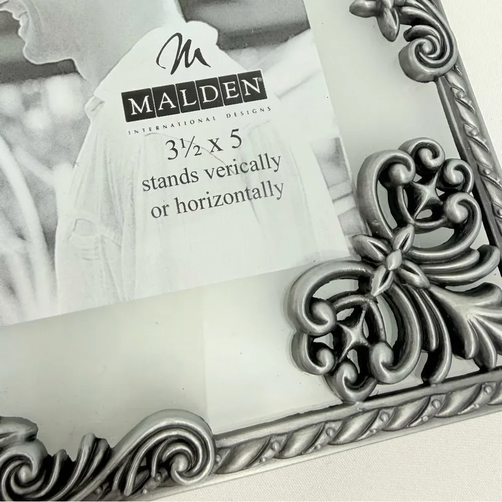 Malden International Designs Set of Two Scroll Design Metal Frames NEW